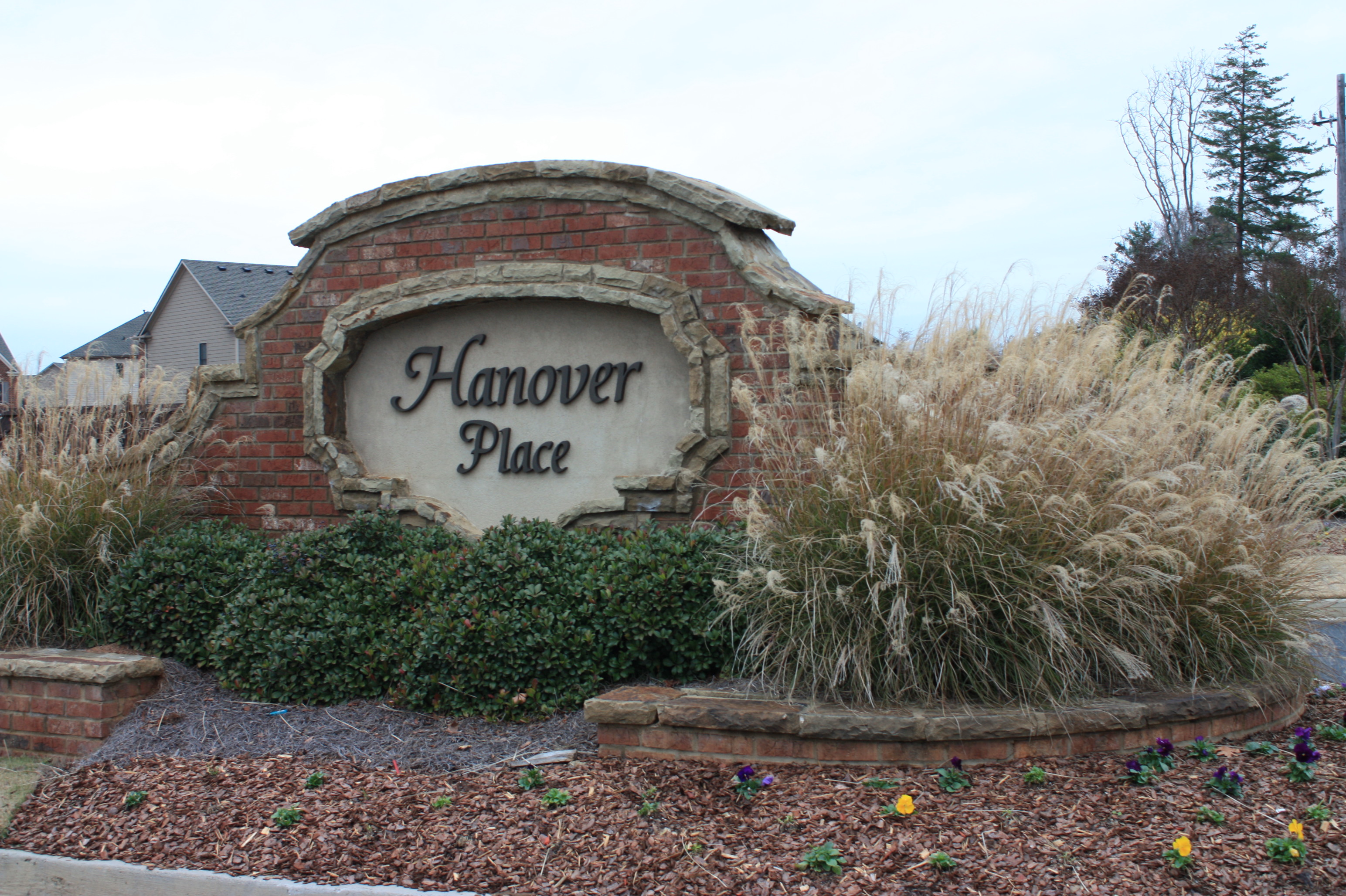 Hanover Place Come See the Progress Tamra Wade Team RE/MAX TRU