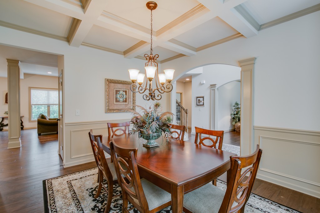 05_4635 Bellcrest Way