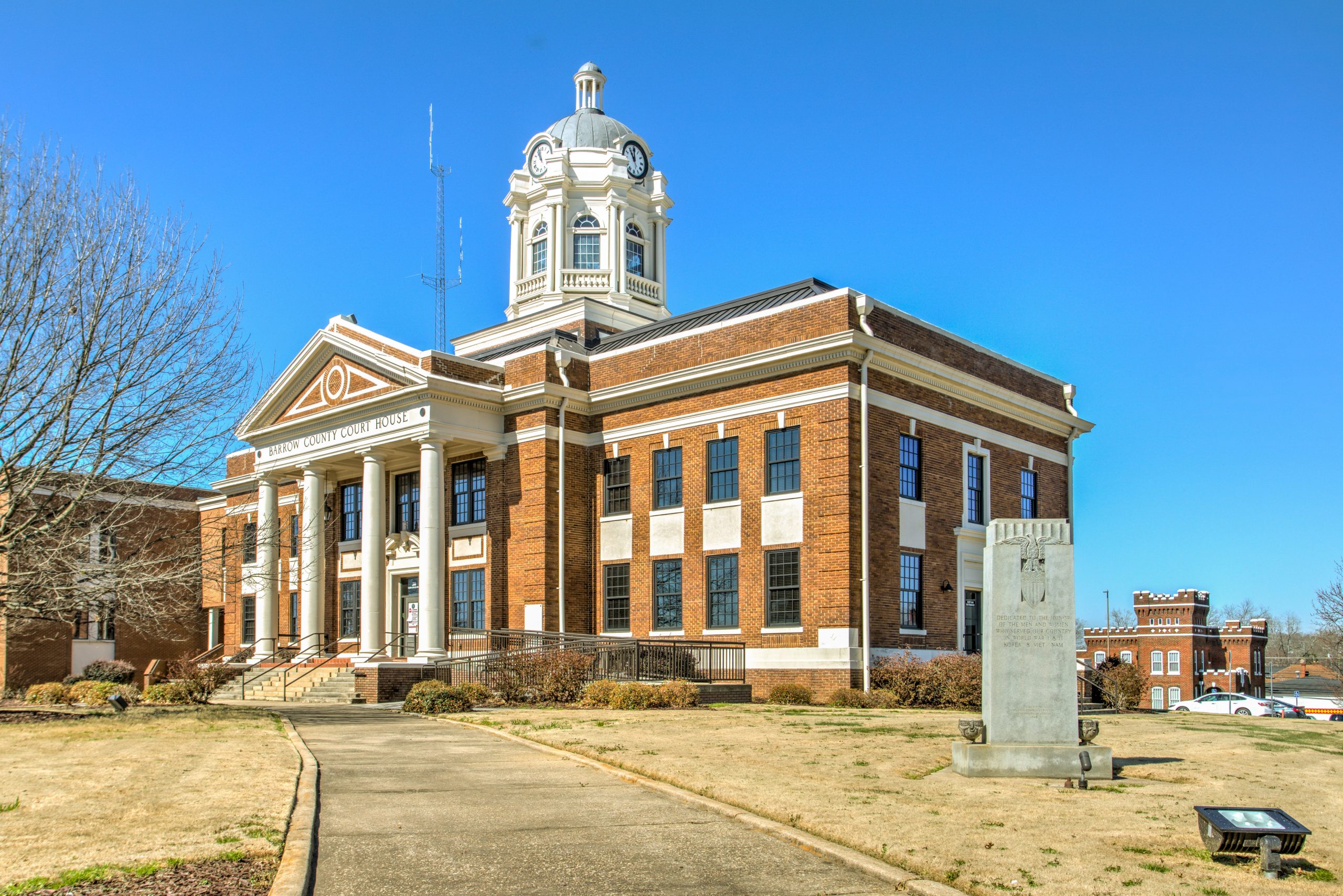 Downtown Statham Courthouse building