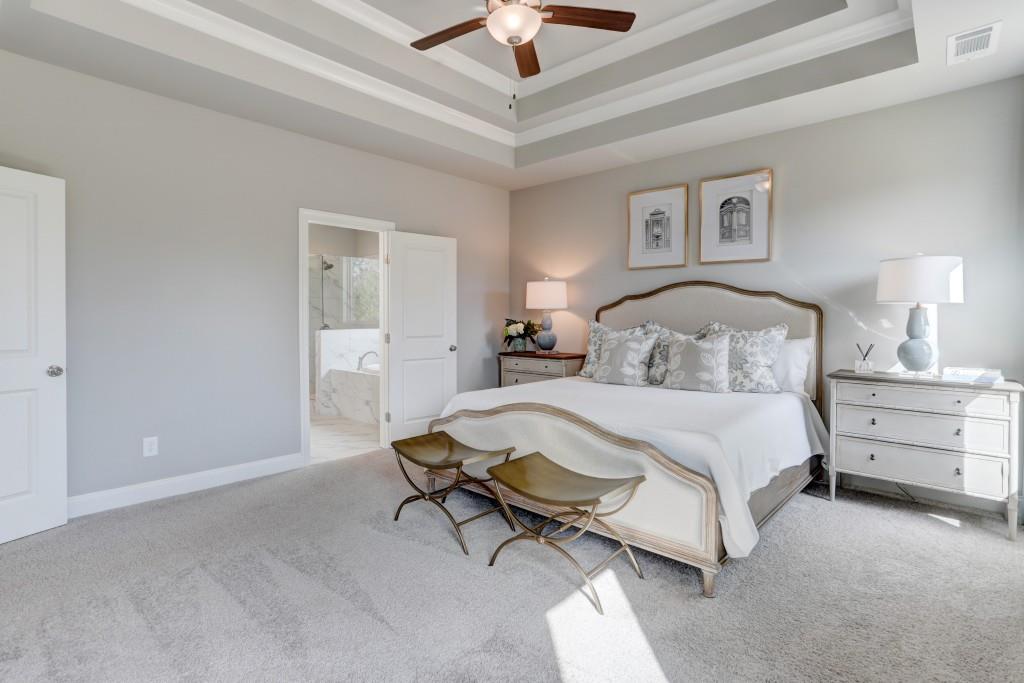 Lot 61 - 27
