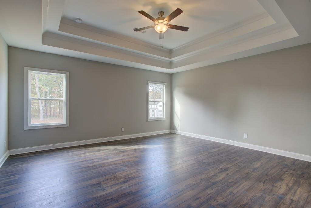 Lot 76 - 26