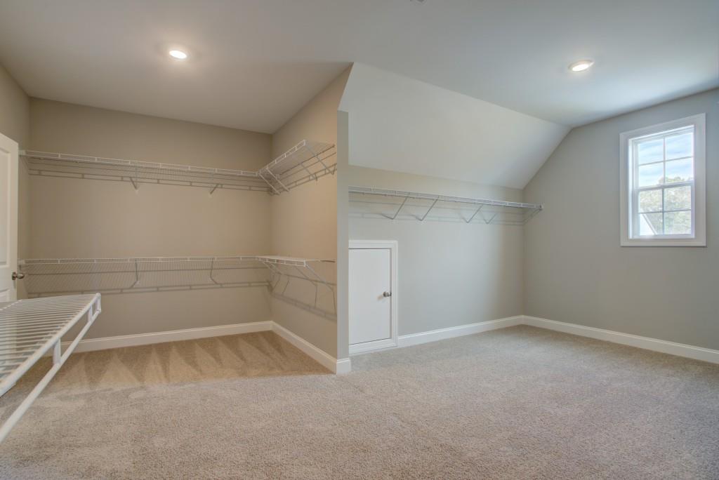 Lot 76 - 31