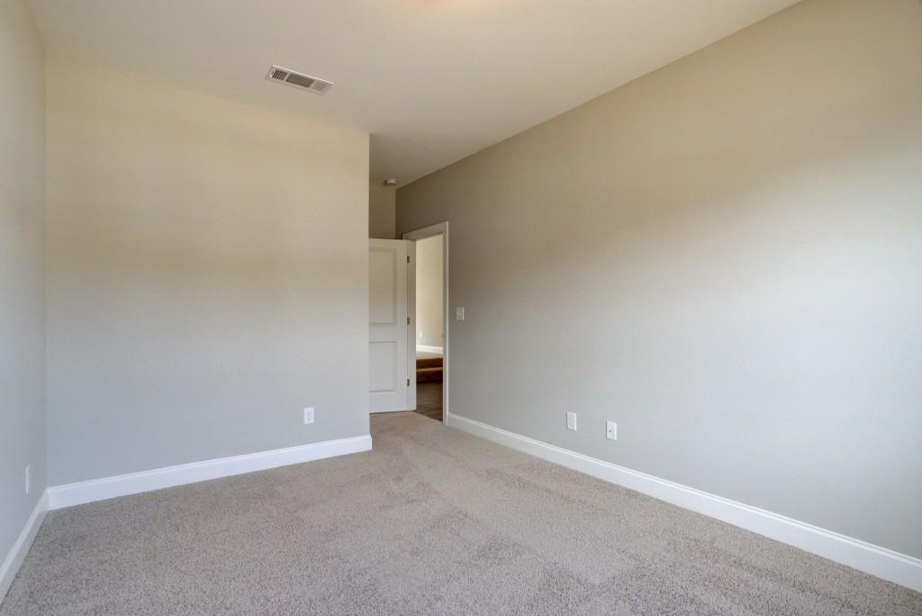 Lot 76 - 38