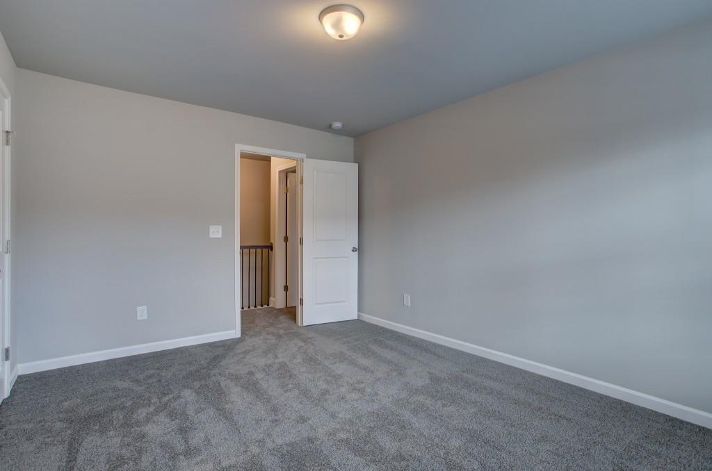 Lot 69 - 21
