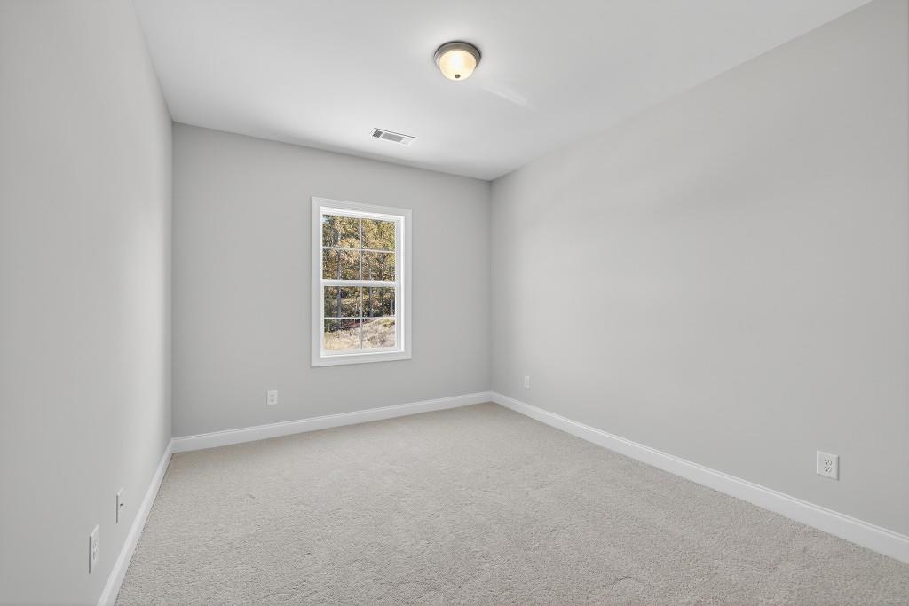 Lot 27 - 25