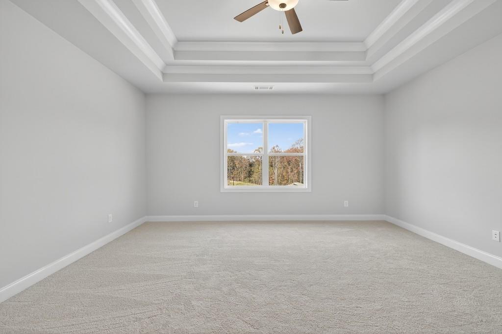 Lot 27 - 29